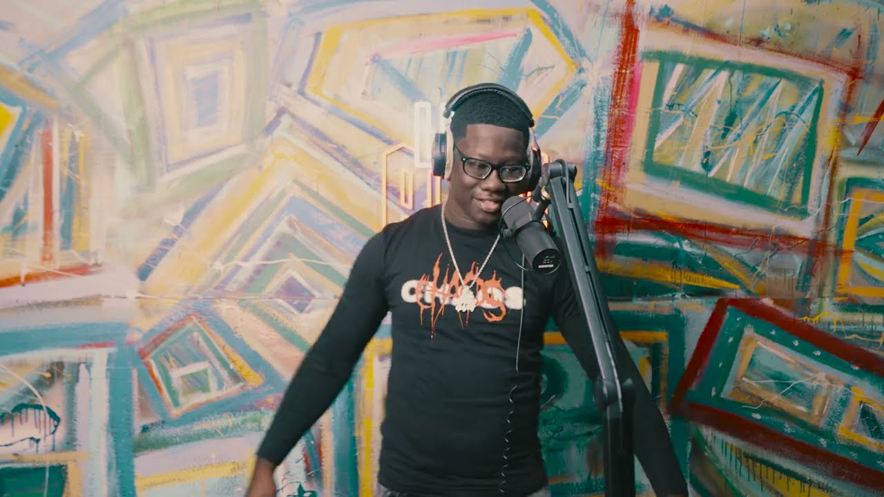 BezzalBoyBlacc - 32 Bars (FreeStyle) #LiveBoxfreestyle - YouTube