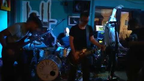 Exit by Form Pale Underground Bar 13-08-2018