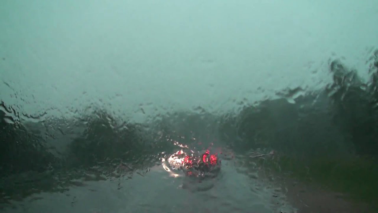 сильный дождь - ливень в Латвии 18.07.2010. 