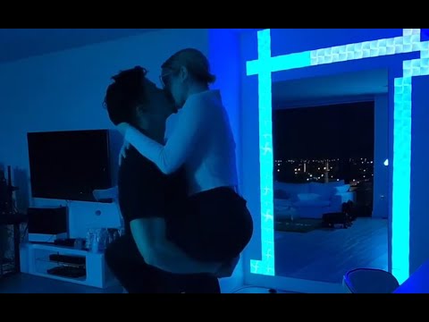 Aircool & Alex KISS LIKE CRAZY on Stream