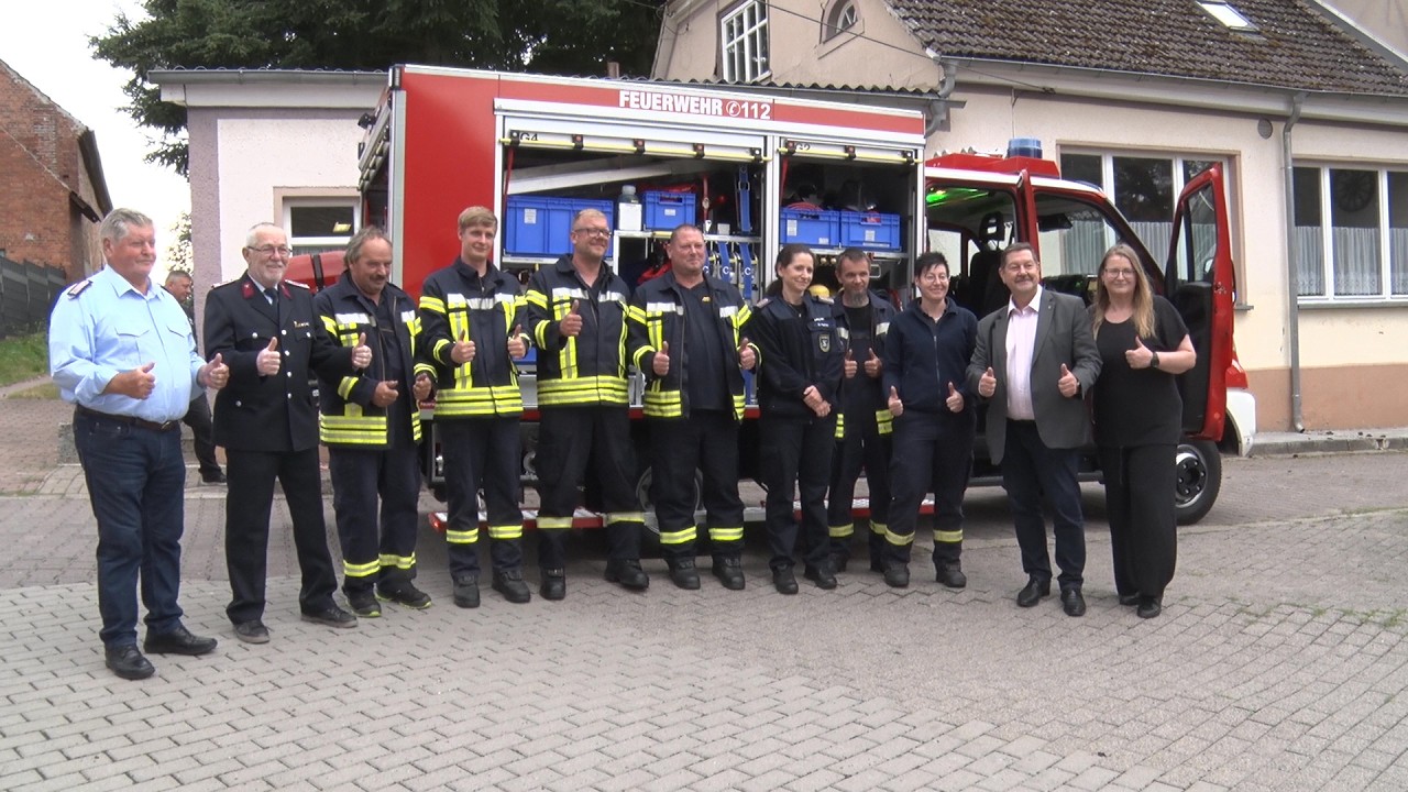 PUNKTum FFW Horla/Rotha erhält neues Feuerwehrfahrzeug