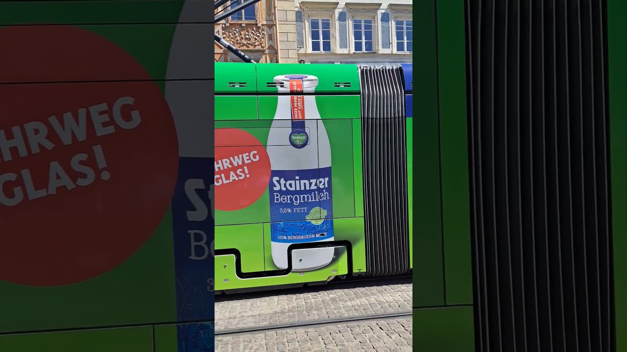 Strassenbahn Tram Graz Hauptplatz Kulturhauptstadt Rathaus Austria Österreich 19