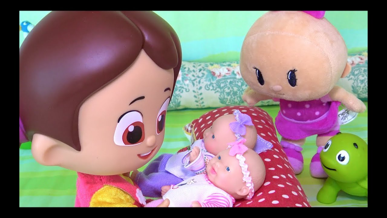 Niloya�nın ikiz bebekleri! Niloya bebek uyutuyor. Maşa