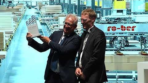 IFOY WINNER 2022 - IKEA Project Flat Pack Picking - SSI SCHÄFER