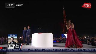 Au Champ-de-Mars, Farrah El-Dibany chante la Marseillaise après le discours d'Emmanuel Macron