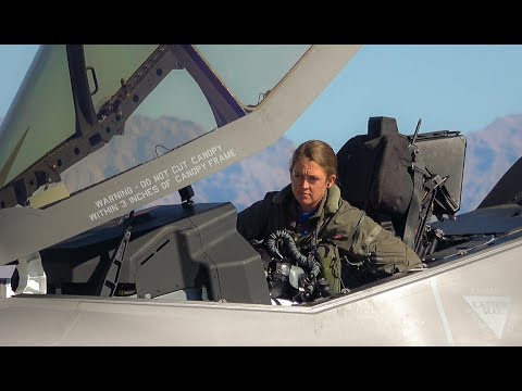 UNITED STATES AIR FORCE FIRST FEMALE F35 DEMO PILOT - KRISTIN "BEO" WOLFE - AVIATION NATION 2022 4K