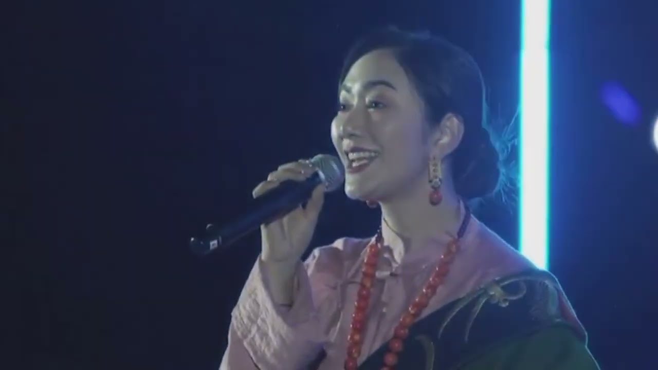 རྨ་ཆུའི་གེ་སེར་རྟ་རྒྱུག་རོལ་དབྱངས་དུས་སྟོན། The music consert of Machu Gesar competition 