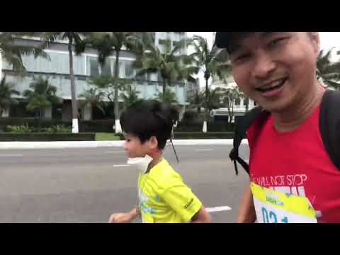 Gia Hiếu chạy bộ cự ly 1,5km trong Ronny Dash 2022 tại Đà Nẵng | Tuấn TV