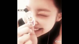 Pretty Girls Stan Jennie