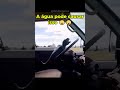 Carros vs força bruta da água #destruição #satisfying #incrível