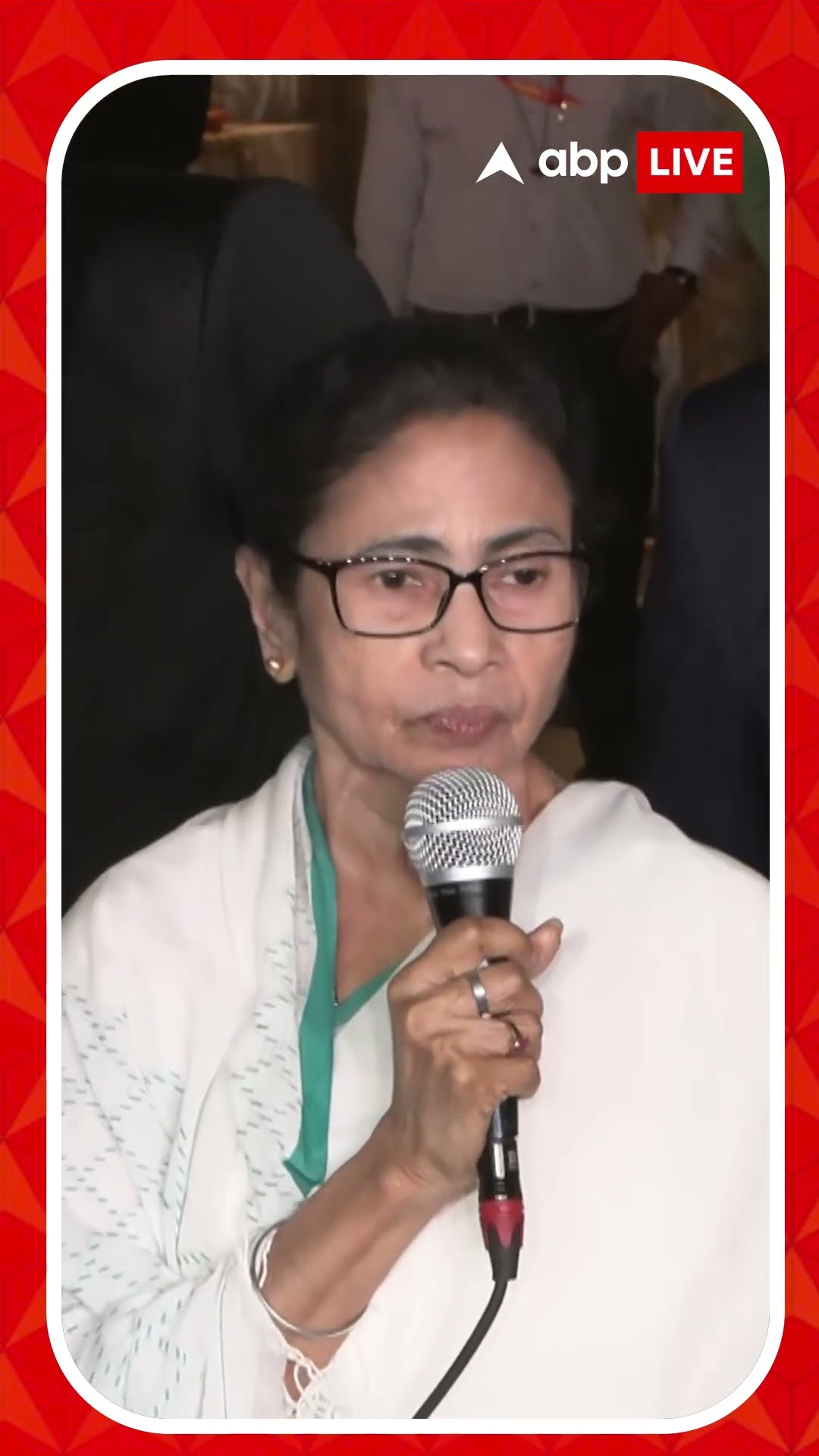 '২-১ বছরের মধ্যে বাংলায় ১ লক্ষ কোটি টাকা বিনিয়োগ করবে', বললেন মমতা