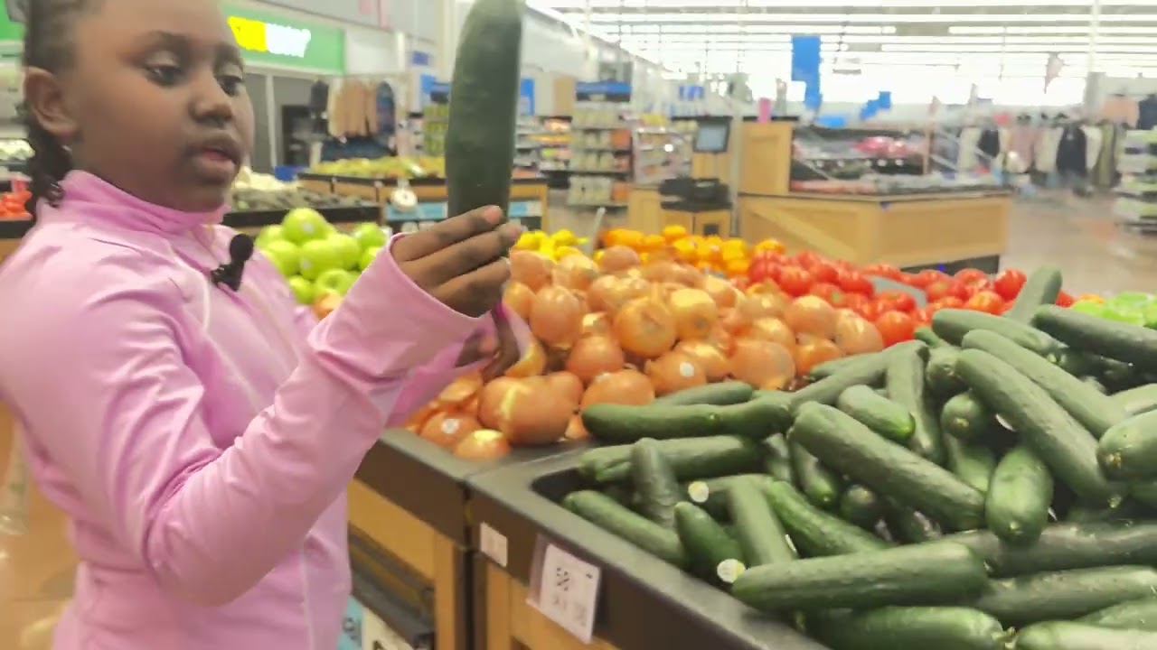 How kid loves shopping at Walmart ( Healthy fruits & Foods 