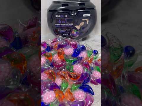 Капсули для прання чорних та темних речей WellMe 6 in 1 Clean Laundry PODS for Black, 40шт, видео 1