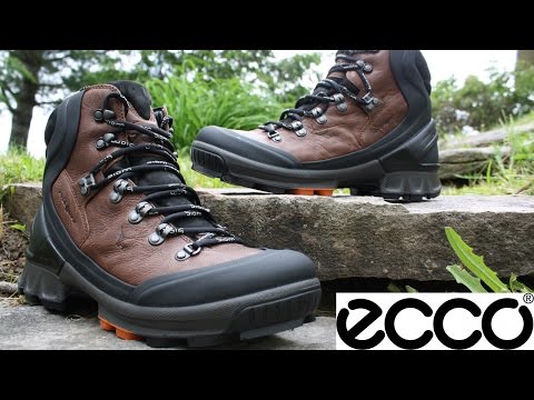 ecco hiking