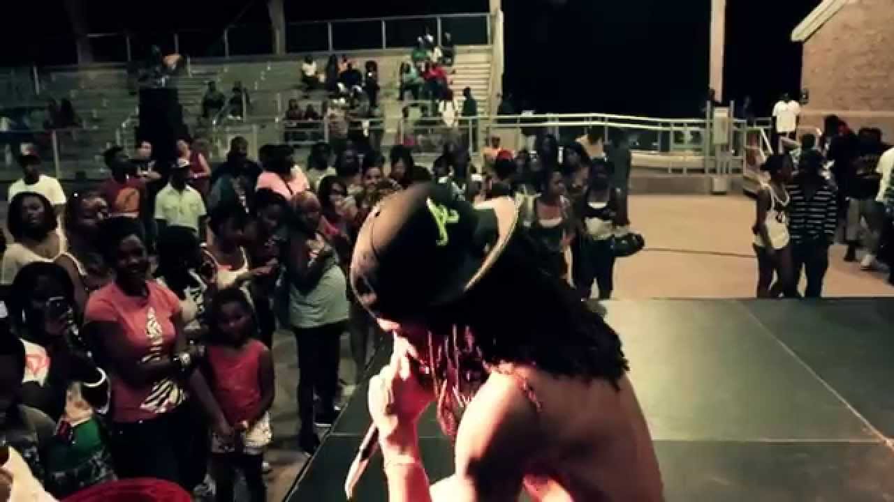 Yung Tone - No Cuffin Performance