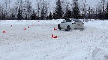 Tesla Model Y & Track Mode at Winter Driving School