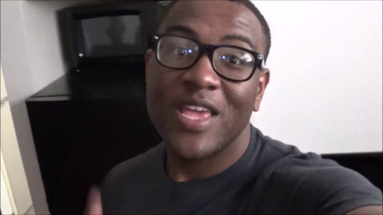 US Navy Vlog: NAS Lemoore Barracks Tour