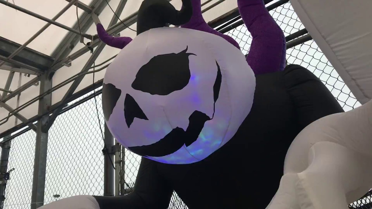 live free armory lowe’s just put out there HALLOWEEN inflatable‘s 2018