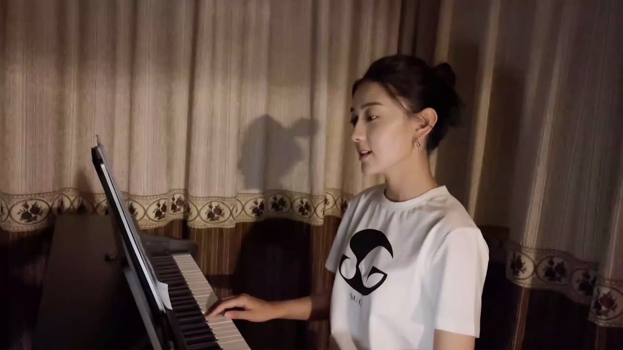 【梁洁】姐姐好温柔！自弹自唱，感谢相遇~| 变成你的那一天