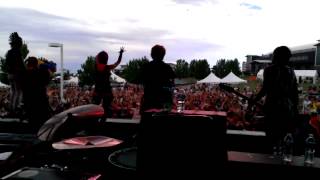 Icon For Hire: 50 Seconds Of Life On Stage