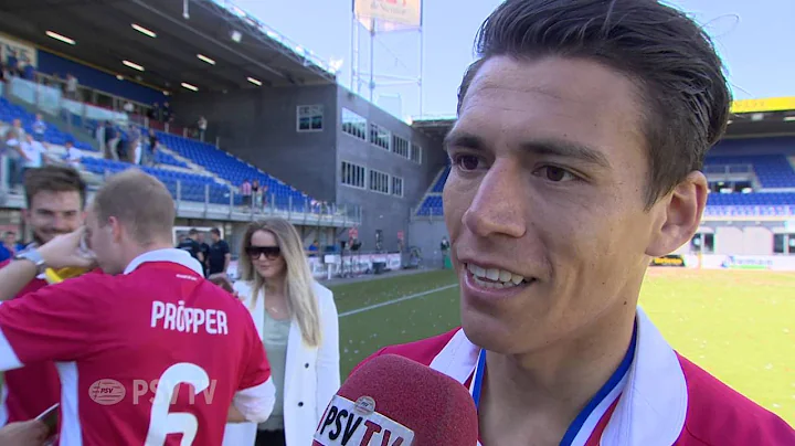 Hector Moreno celebrates championship