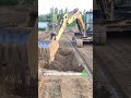 Digging a Perfect Trench.From the Side?! Here’s How the Pros Do It 🚧💥#foryou#excavator#knowledge#usa