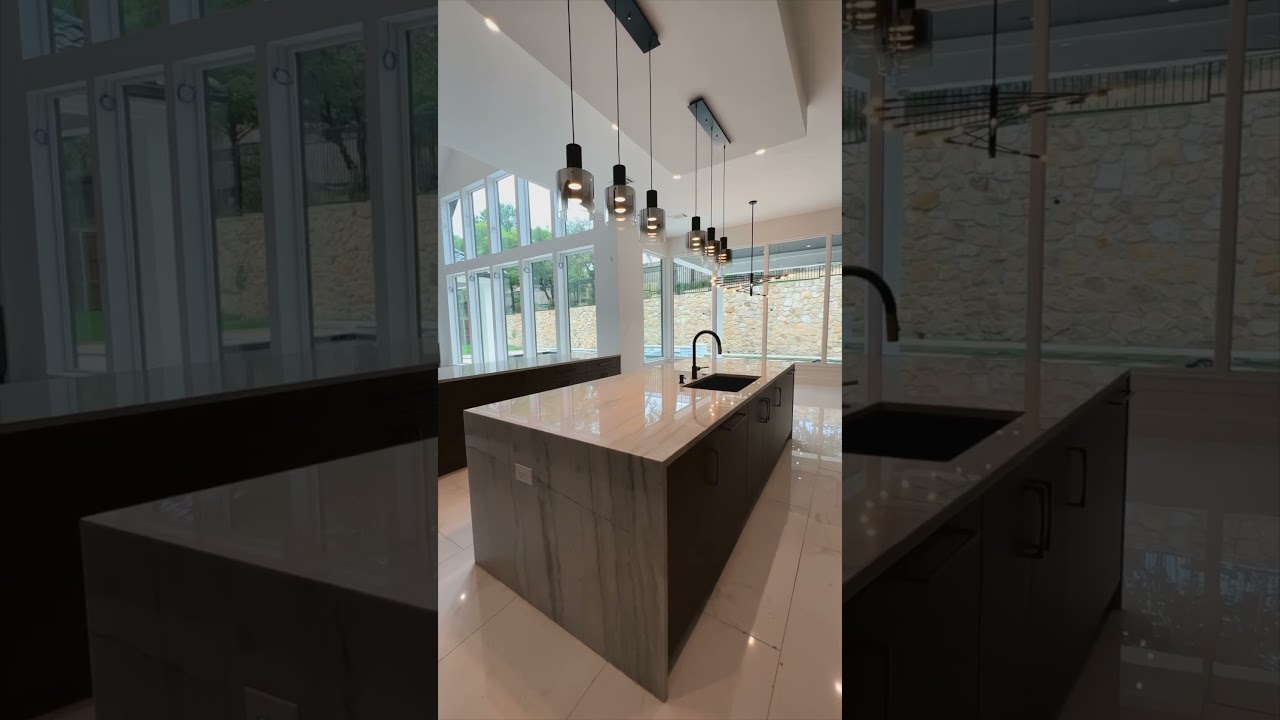 Shelley Malone Custom Homes in Dallas, Texas! luxury and modern!✨ 