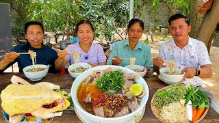How to Make Delicious Cambodian Duck Noodle Soup for the Whole Family | Traditional Homemade Recipe screenshot 3