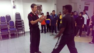 Tai chi intro: breathing, Qigong, Softness, Flexibility and Self Defense screenshot 3