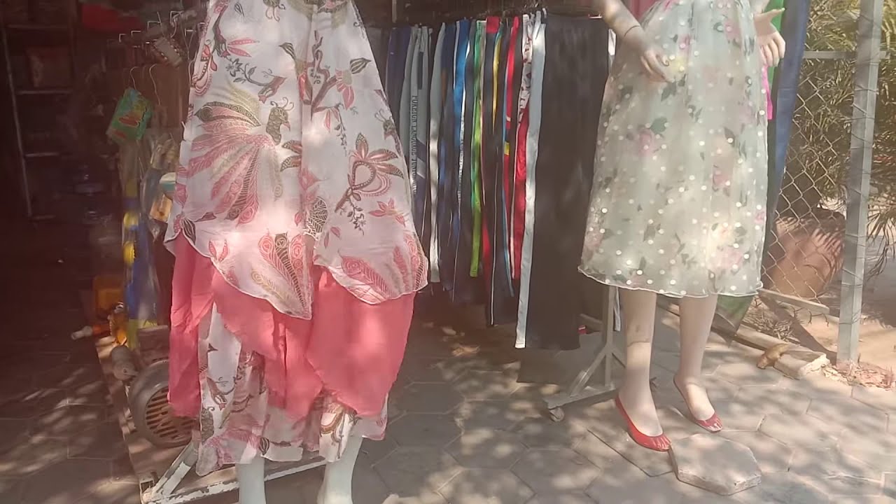 Sell clothes លក់សម្លៀកបំពាក់ 
