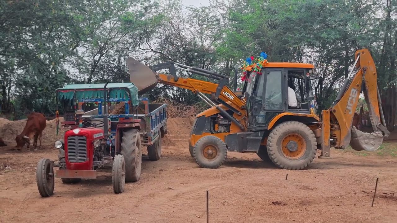 Jcb 3dx Machine With Massey Tractor Loading Tractor Tractor gadi