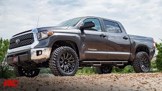 Give the front end of your toyota tundra a boost with rough
country’s 1.75-inch leveling kit. this all inclusive kit is
engineered to reduce rake and c...