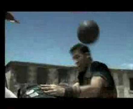 Pepsi Football Commercial 2004 - Medieval Footballers