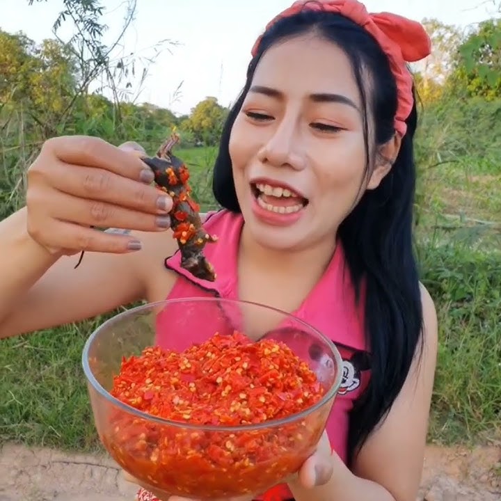 Jin Su makan tikus! #shorts