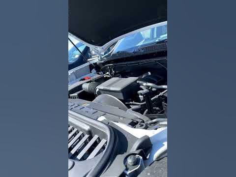 Which Silverado Engine Is Best? 6.6L Duramax VS 6.6L Gas V8 - YouTube