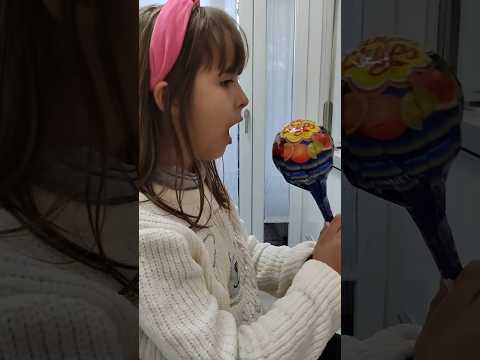 Mangiare di NASCOSTO mentre papà è in doccia #letizia4ever #shorts #viral - Mangiare di NASCOSTO mentre papà è in doccia #letizia4ever #shorts #viral