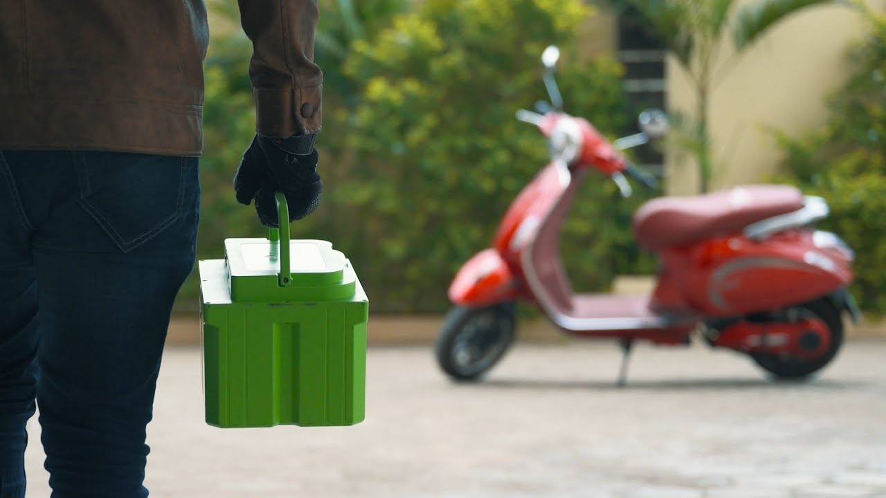 ePluto Electric scooter - Pure EV