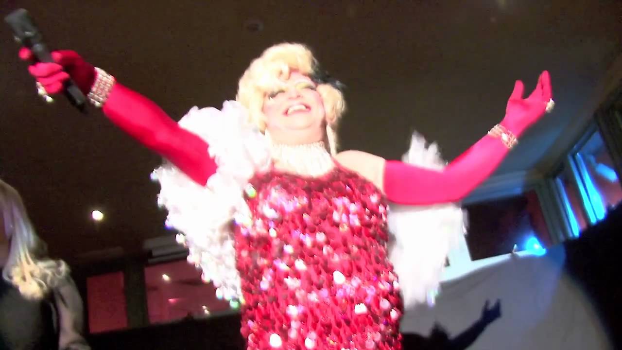 Dame KItty (Drag Queen) Queen of the Drag Queens YouTube