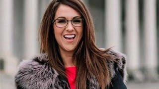 Lauren Boebert Shows Off Her Huge Size In New Photo
