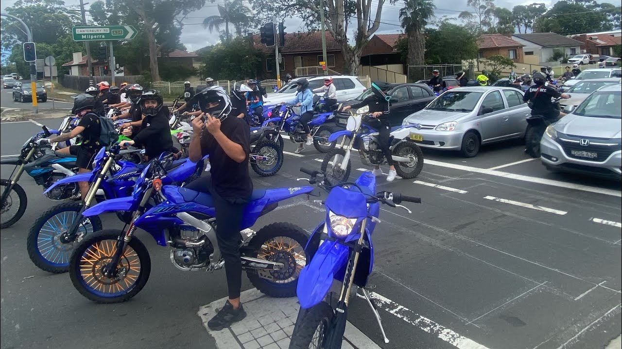 SBL RIDEOUT 26 HABOUR BRIDGE TAKEOVER #bikelife #dirtbike 