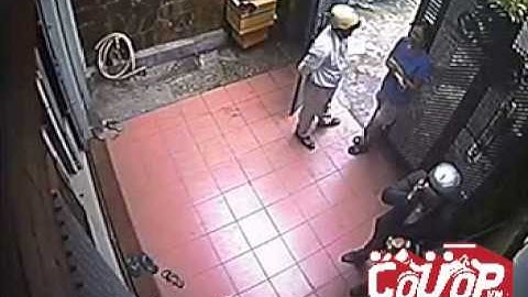 Camera ghi hình thủ đoạn "thôi miên" cướp tài sản - Cuop.vn