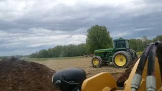 TIME LAPSE OF OUR CATERPILLAR 924K LOADER LOADING MANURE ON THE FARM