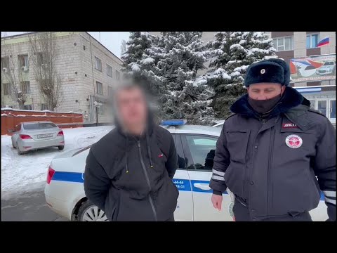 Волгоградские полицейские задержали находящего в розыске мужчину