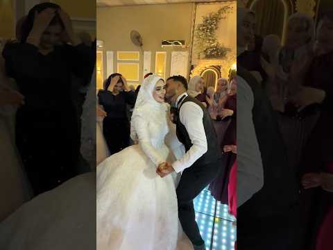 يا عم رقصني دي عروستي هتبوسني