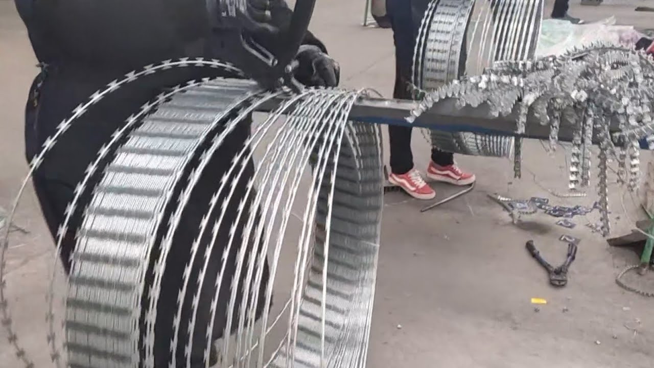 Production process for 5000 square meters of razor wire . - YouTube