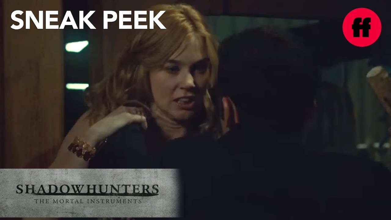 Shadowhunters | Season 3, Episode 4 Sneak Peek: Raphael Finds Heidi ...