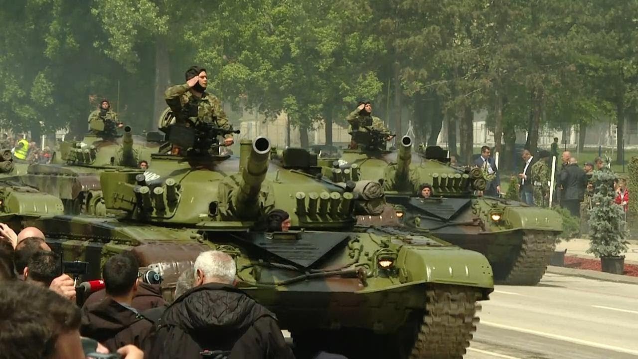 UŽIVO – Niš, Vojna parada