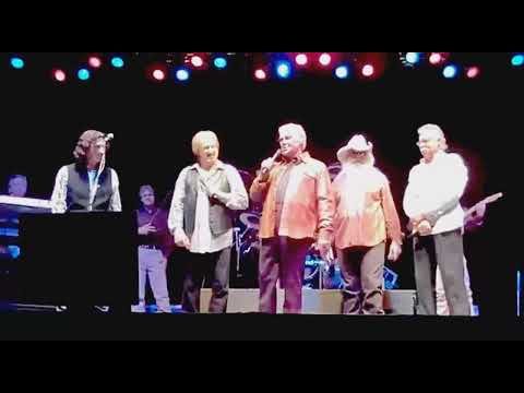 George Jones - Same Ole Me (with The Oak Ridge Boys) LIVE 2009