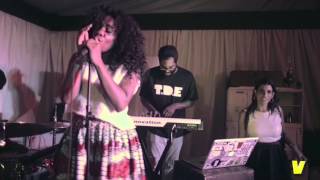 SZA Performs 'Teen Spirit' At Art Basel 2013