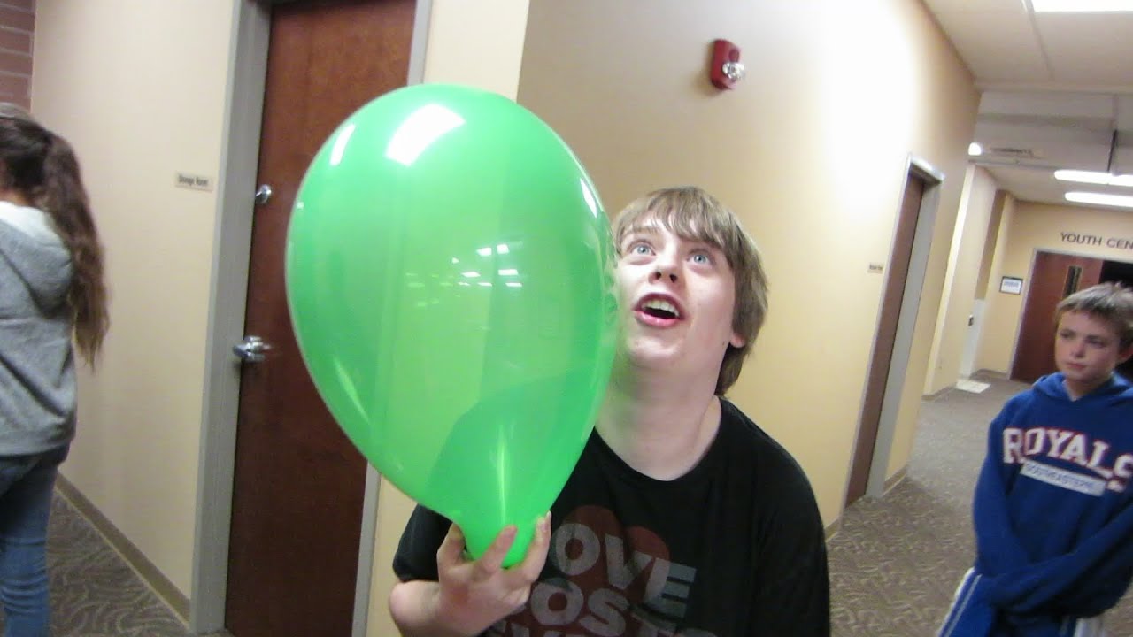 WORLD'S LARGEST BALLOON!! (1.13.13 - Day 258) - YouTube